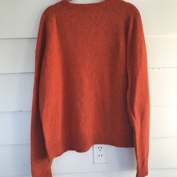Lands’ End Orange & Rust V-neck Wool Blend sweater - Picture 2 of 5